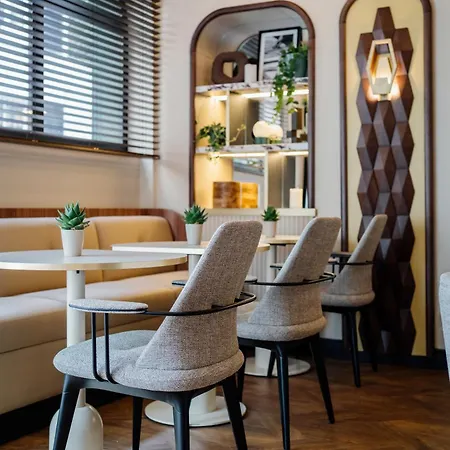 Riesner Hotel